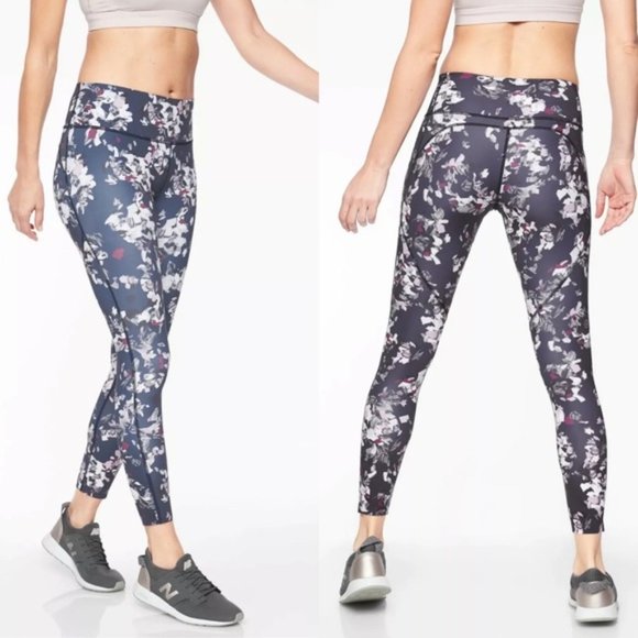 NWOT Athleta‎ Challenge Bloom 7/8 Tights, Floral XS - Picture 1 of 15